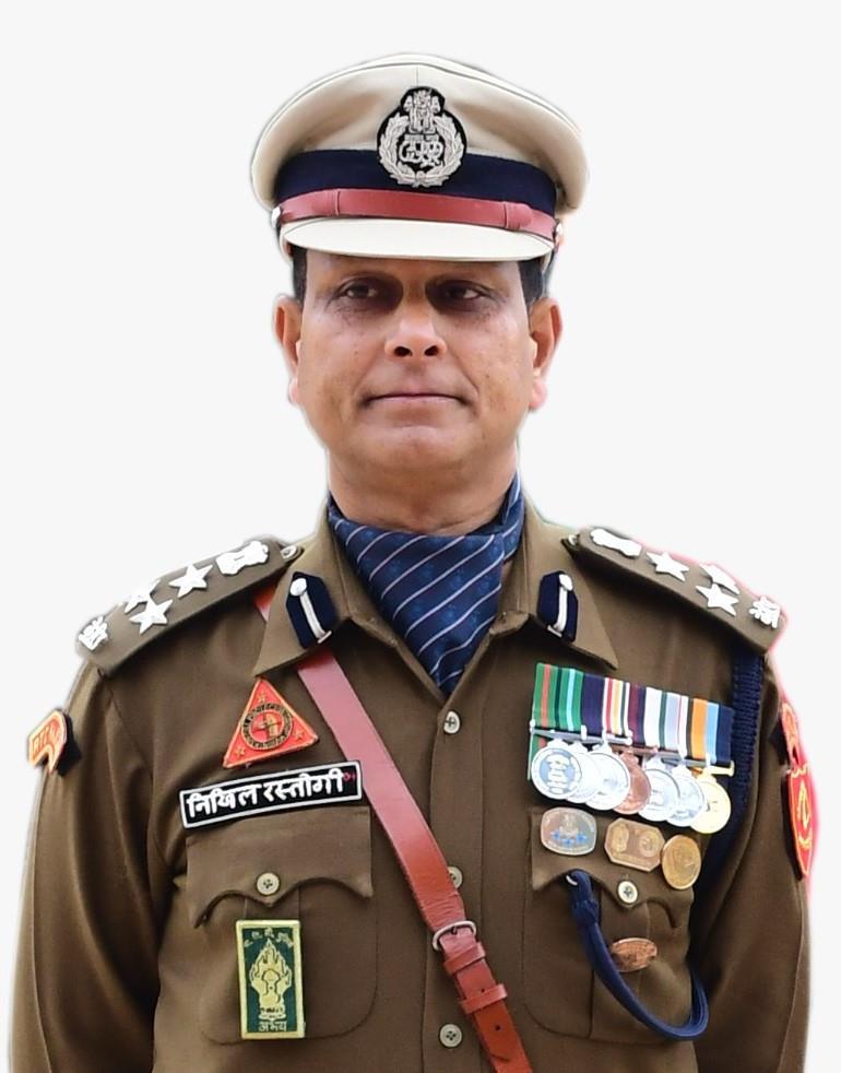 श्री निखिल रस्तोगी 