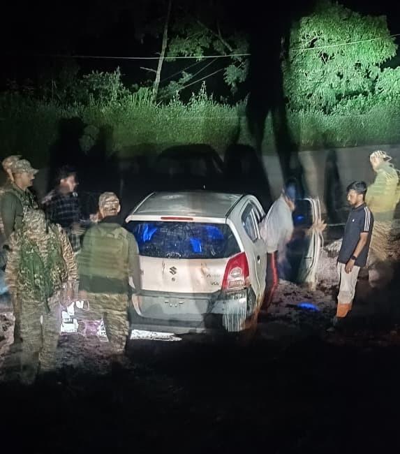  112 BN CRPF Jawans Execute Dramatic Car Rescue on NH2 