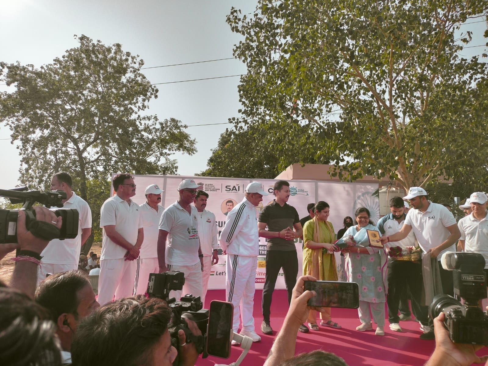 CYCLE RALLY 07-06-26