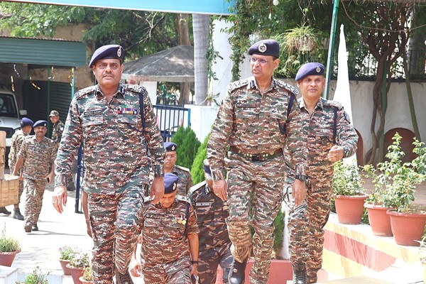 विशेष महानिदेशक का OPS चाईबासा दौरा